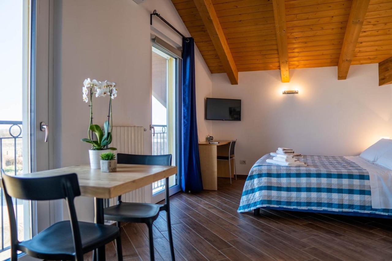 Residence Le Palme Torrazza Piemonte Екстериор снимка