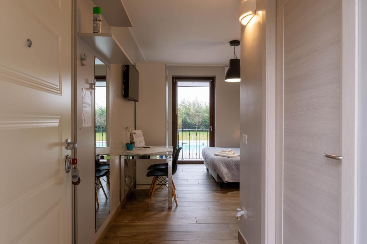 Residence Le Palme Torrazza Piemonte Екстериор снимка