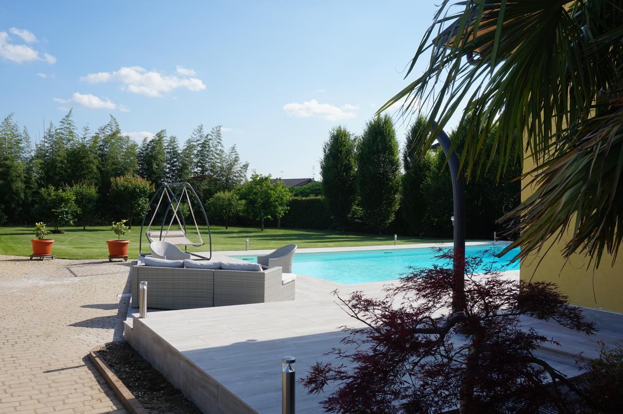 Residence Le Palme Torrazza Piemonte Екстериор снимка