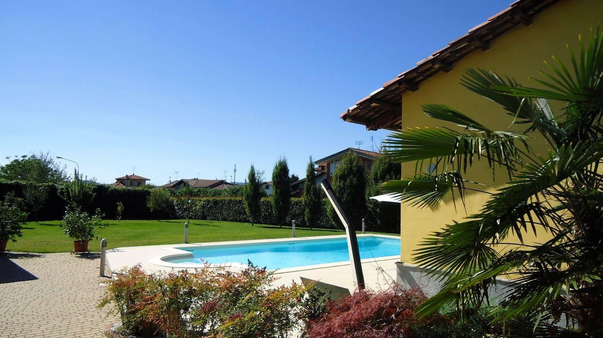 Residence Le Palme Torrazza Piemonte Екстериор снимка