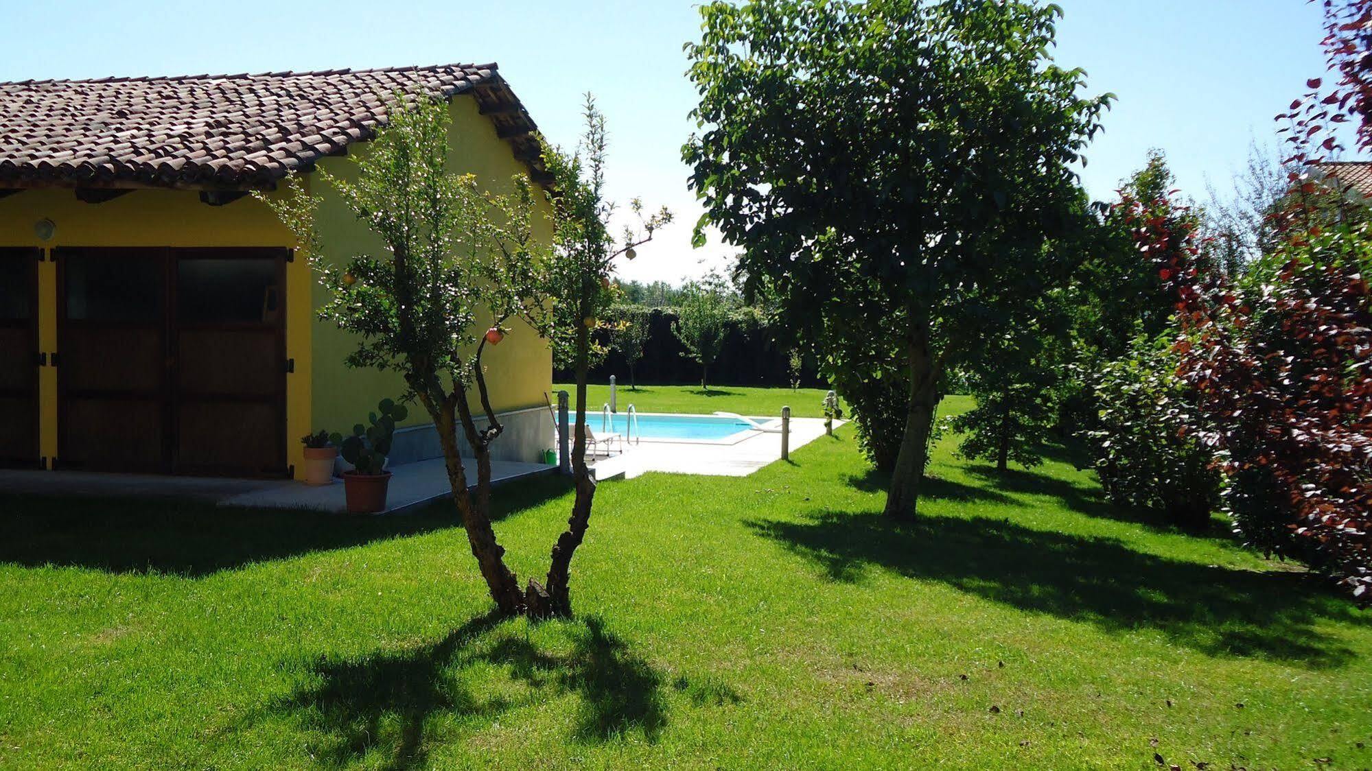 Residence Le Palme Torrazza Piemonte Екстериор снимка