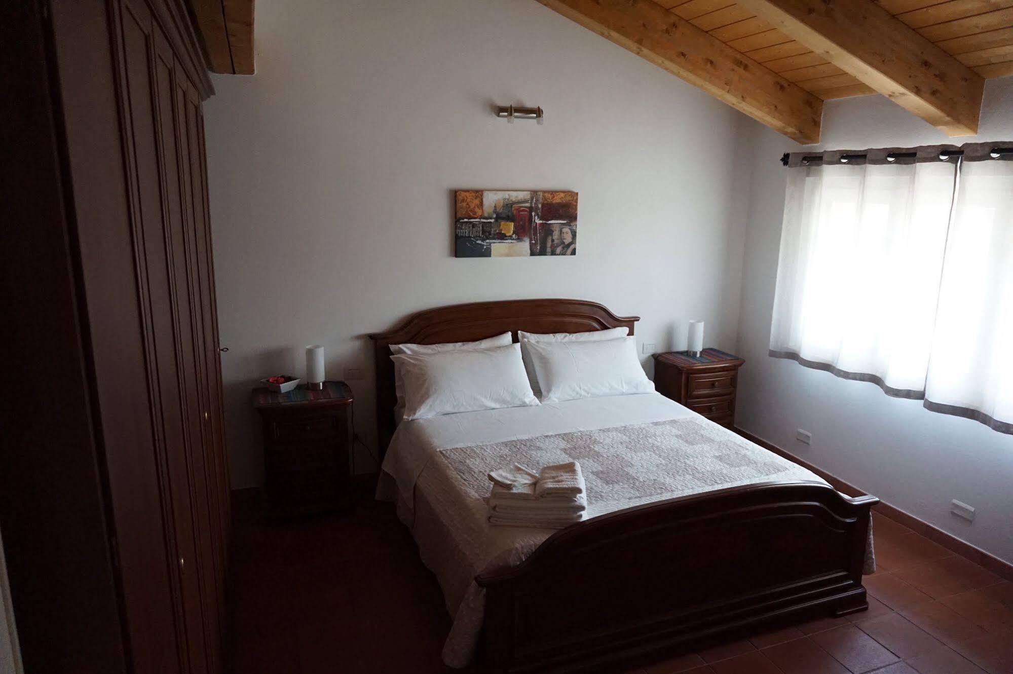 Residence Le Palme Torrazza Piemonte Екстериор снимка