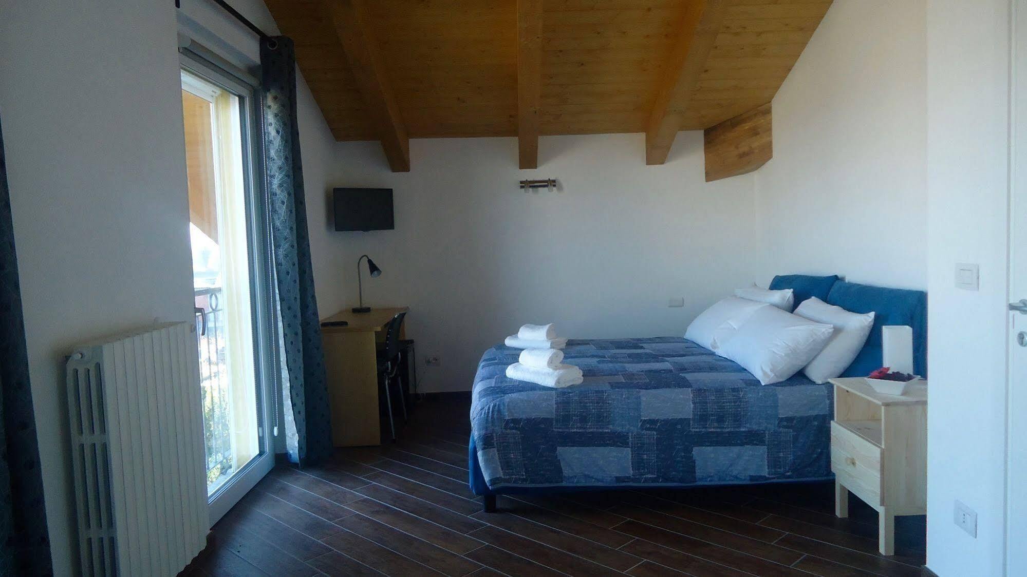 Residence Le Palme Torrazza Piemonte Екстериор снимка